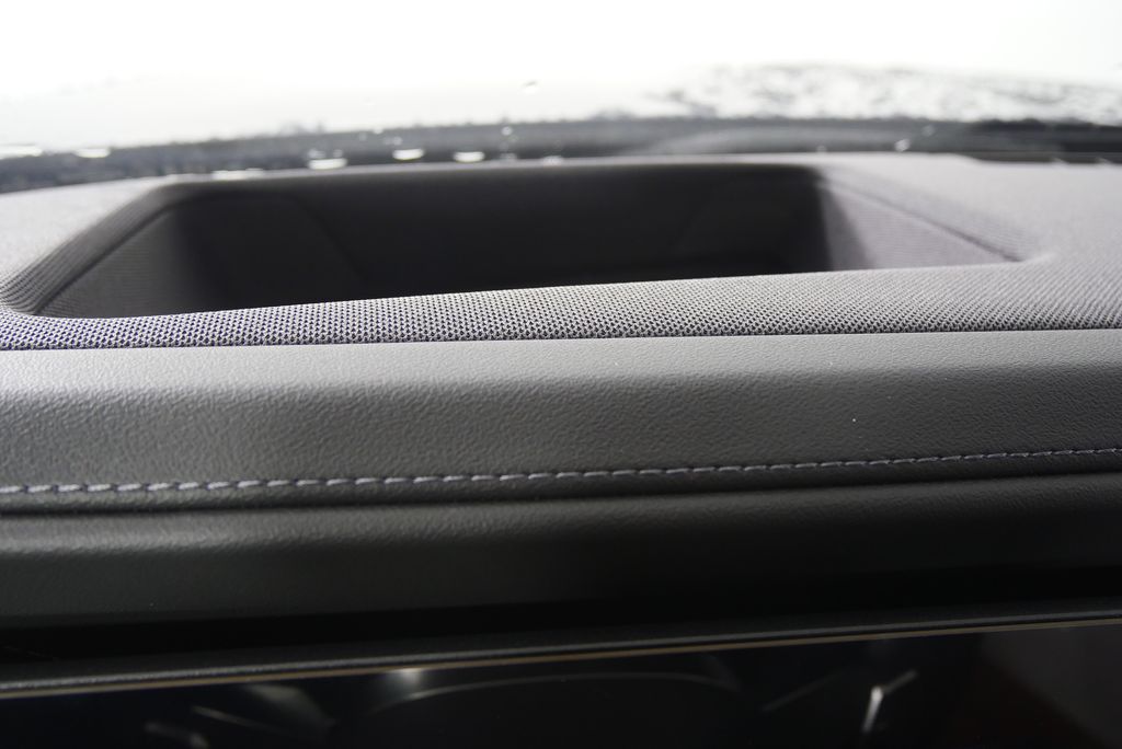 Thumbnail: 2026 BMW 7 Series - 21