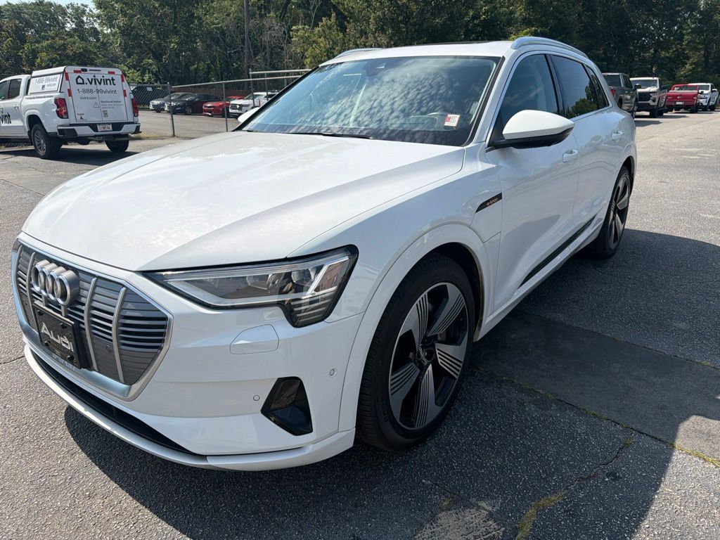 Glacier White 2019 Audi e-tron SUV / Crossover All-Wheel Drive Automatic