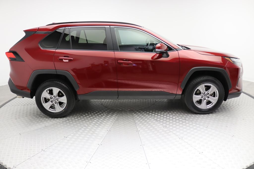 Thumbnail: 2022 Toyota RAV4 - 7