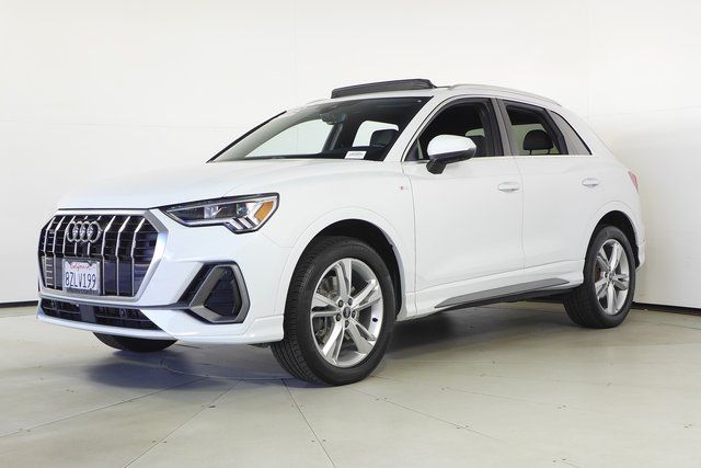 2022 Audi Q3 Premium 2