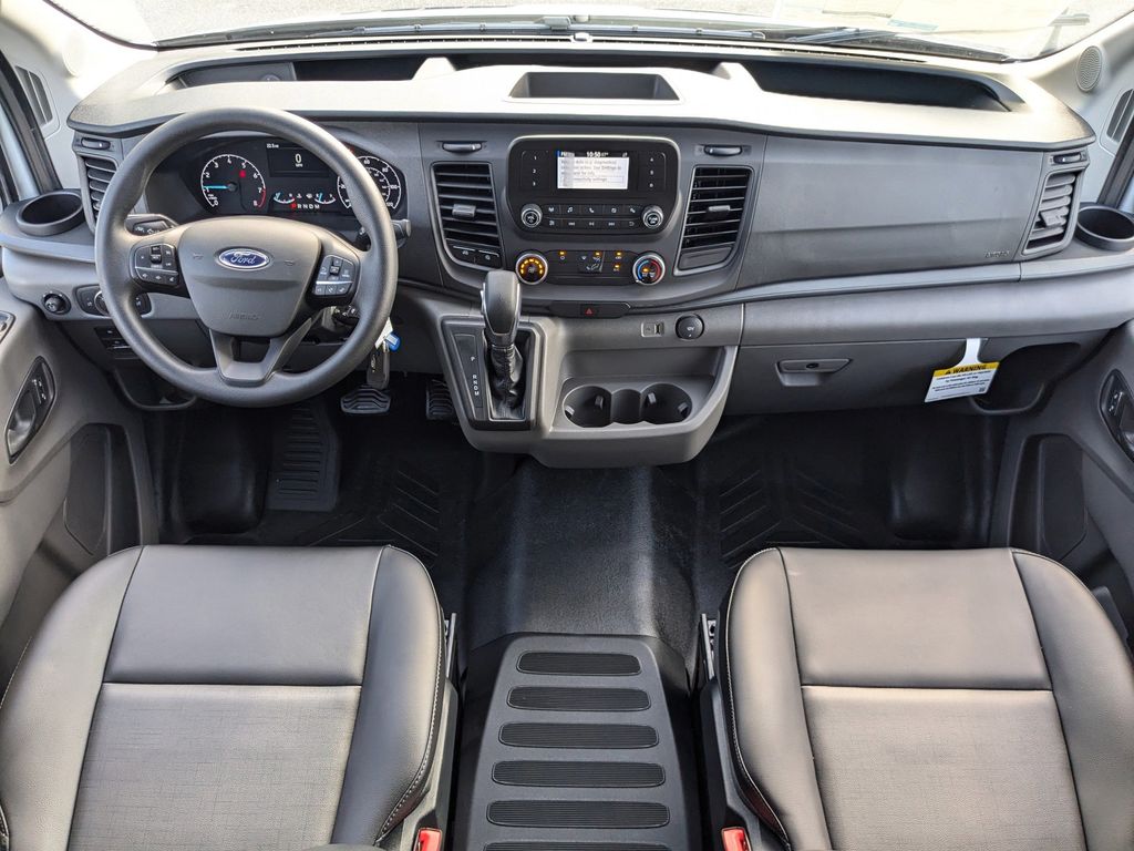 2025 Ford Transit 250