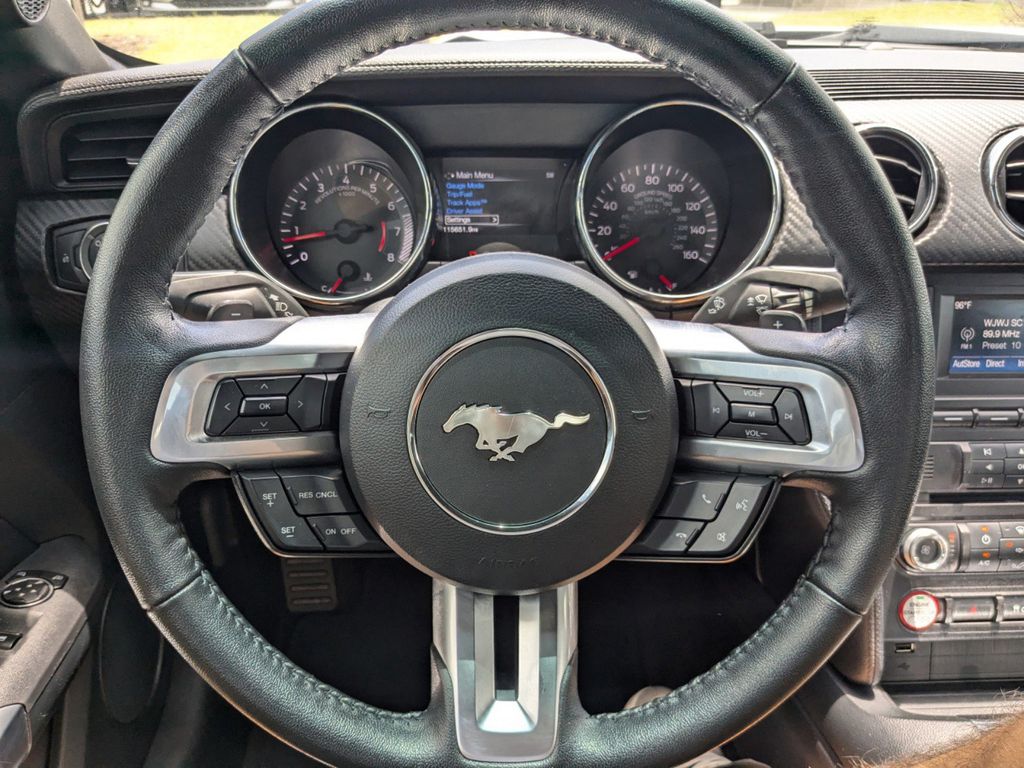 2017 Ford Mustang V6