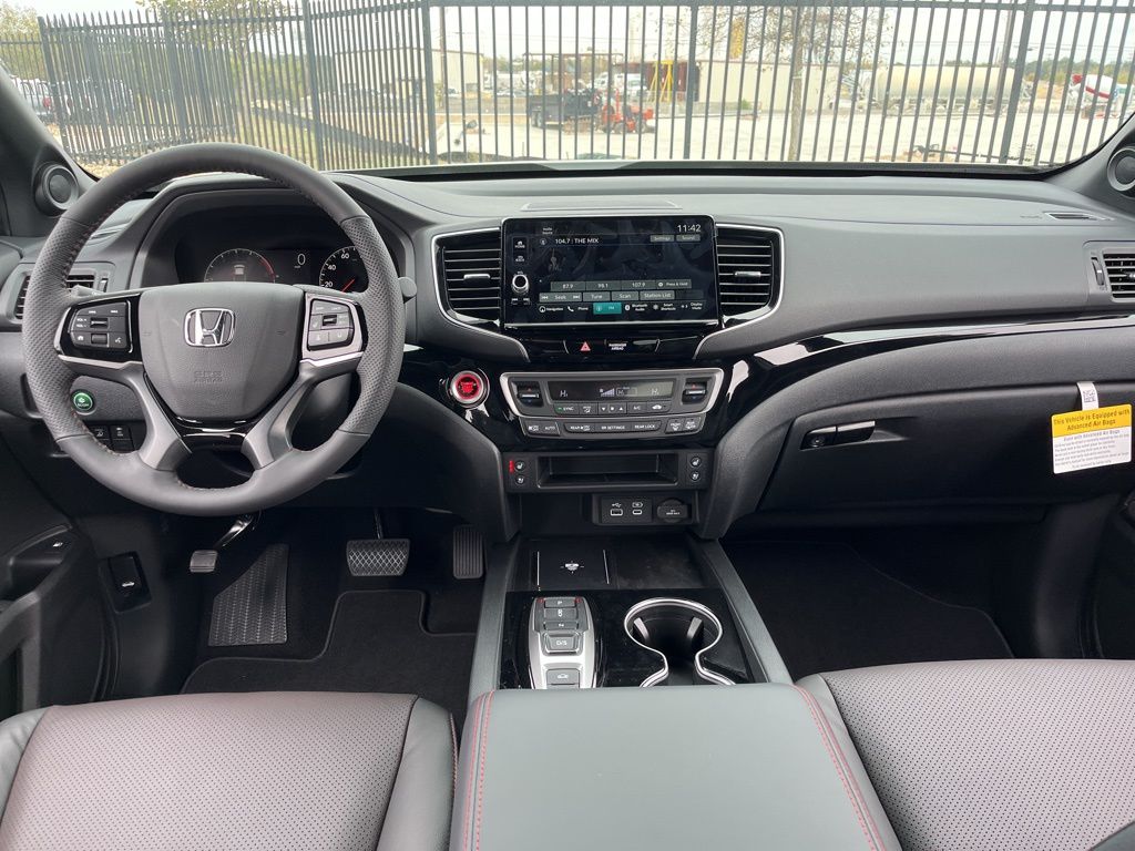 Thumbnail: 2026 Honda Ridgeline - 9