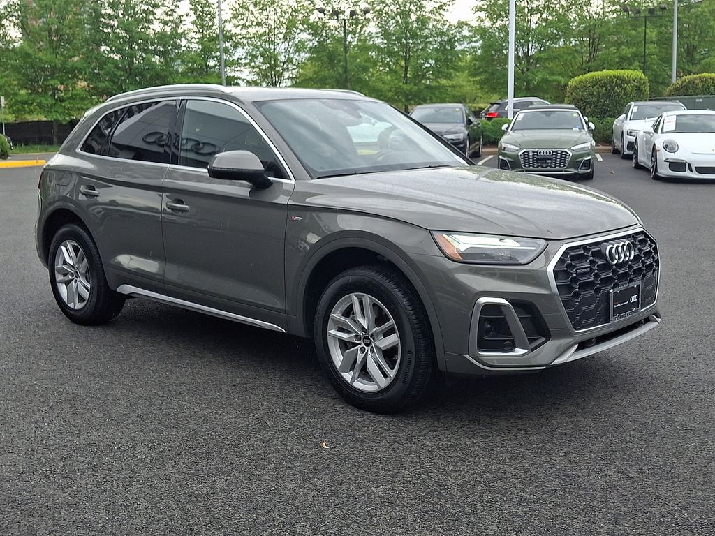Thumbnail: 2023 Audi Q5 - 3