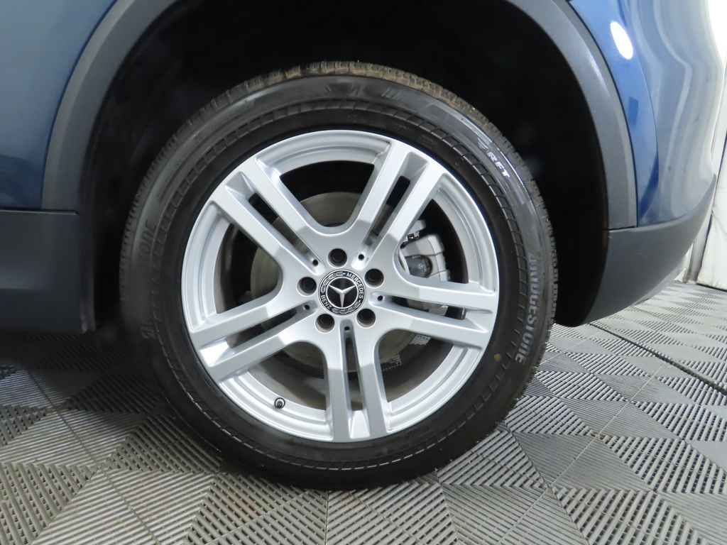 Thumbnail: 2021 Mercedes-Benz GLA - 31