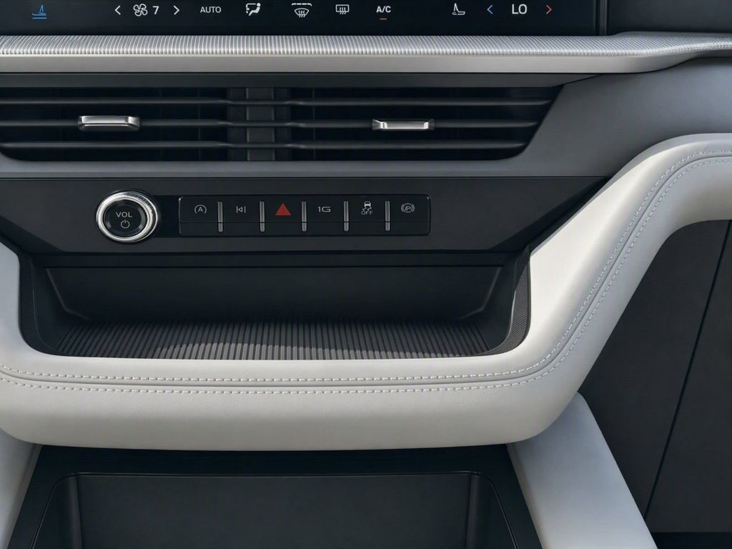 New 2026 Agate Black Metallic Ford Platinum™ image 11