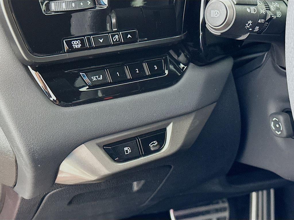 Thumbnail: 2023 Lexus RX - 10