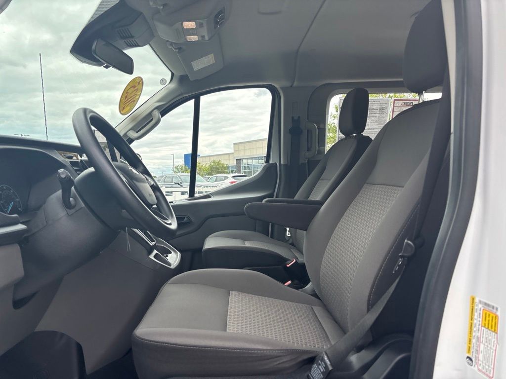Used 2025 White Ford XLT image 11