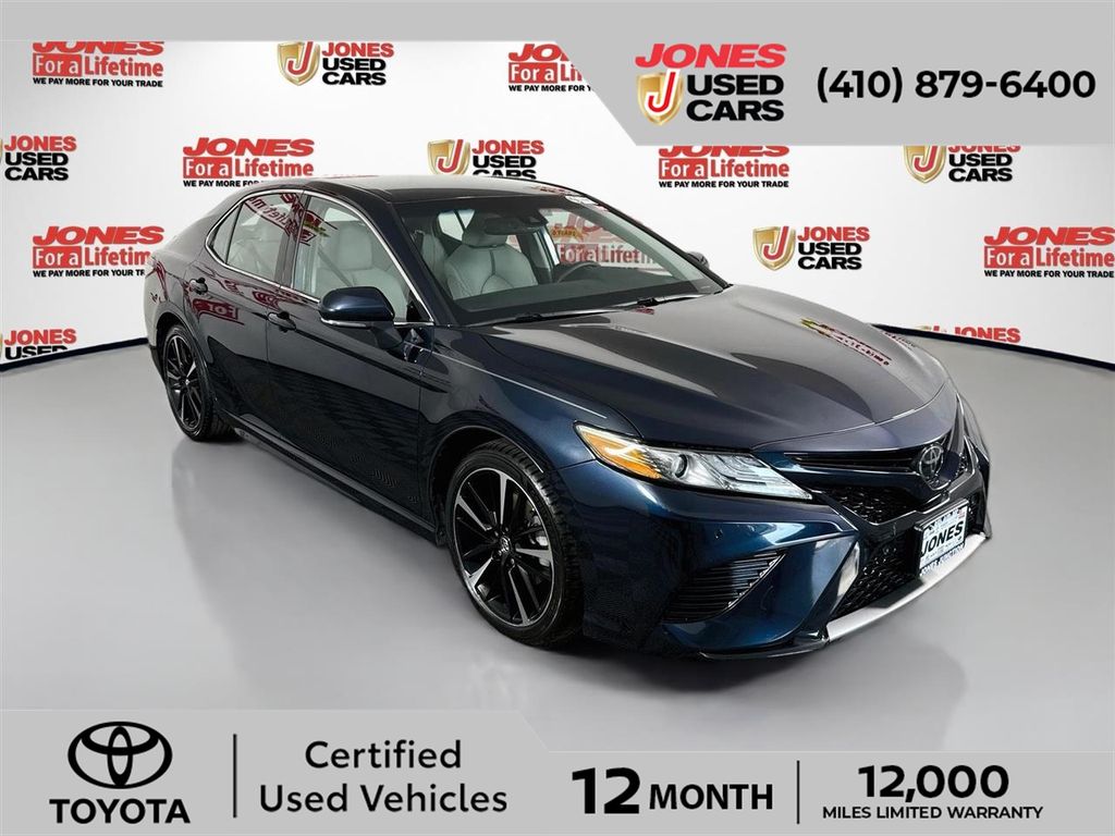 Teal (Aqua) 2018 Toyota Camry Sedan Front-Wheel Drive 8-Speed Automatic