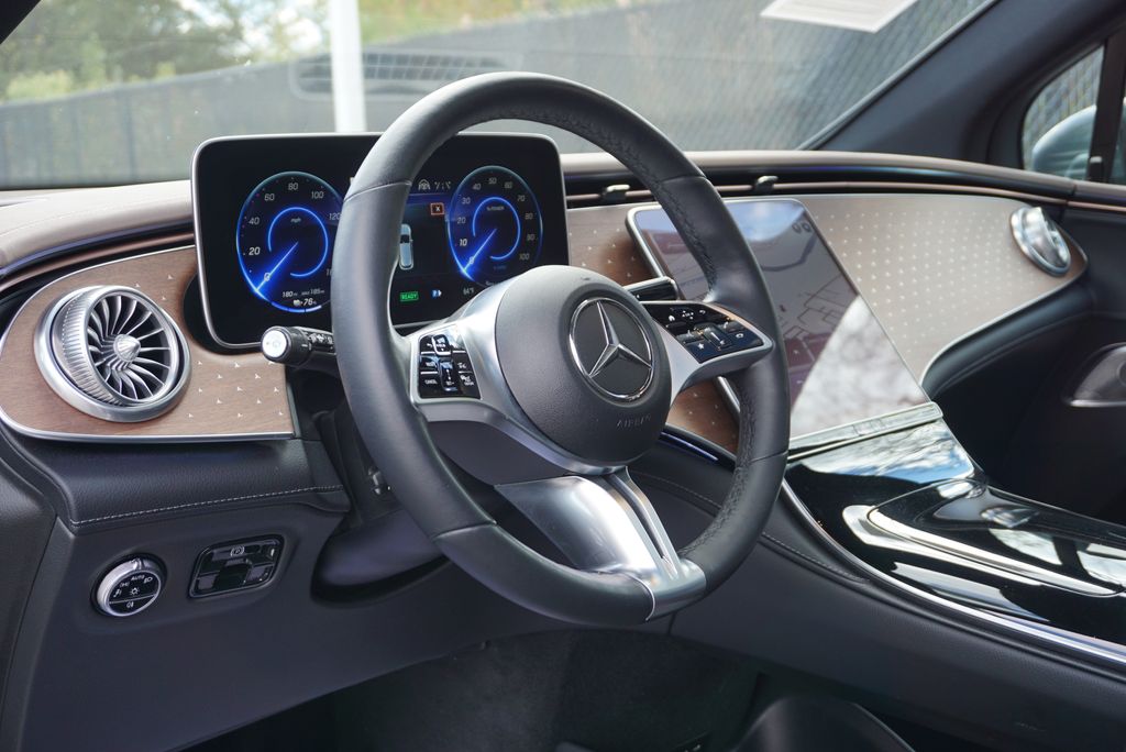 Thumbnail: 2023 Mercedes-Benz EQE - 10