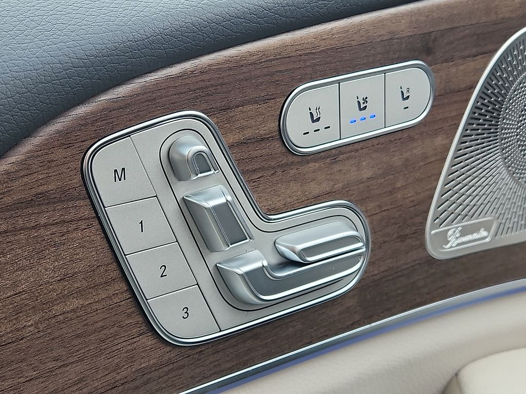 Thumbnail: 2026 Mercedes-Benz GLE - 15