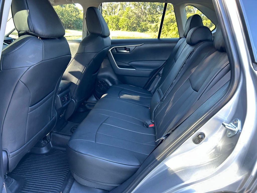 Thumbnail: 2025 Toyota RAV4 - 13