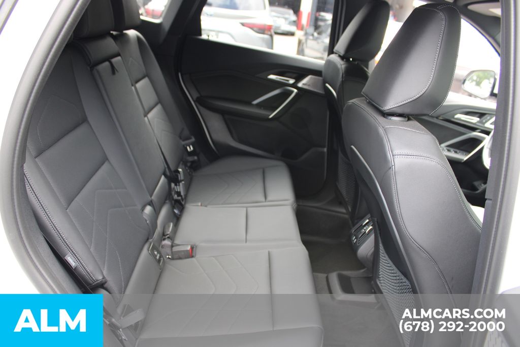 Used 2023 White BMW xDrive28i image 24