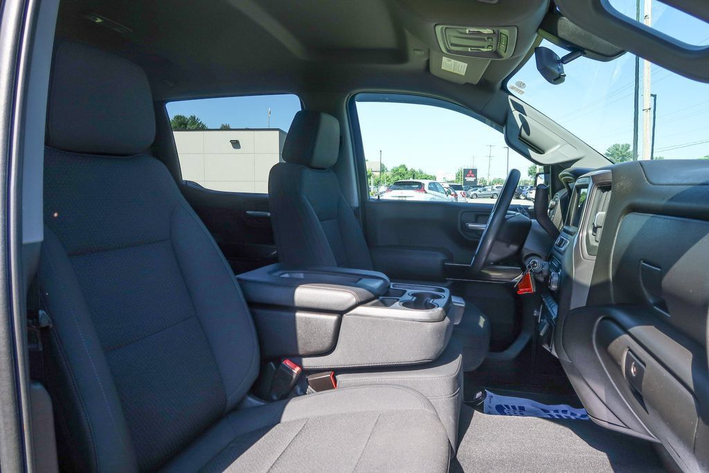 2021 Chevrolet Silverado 1500 Custom