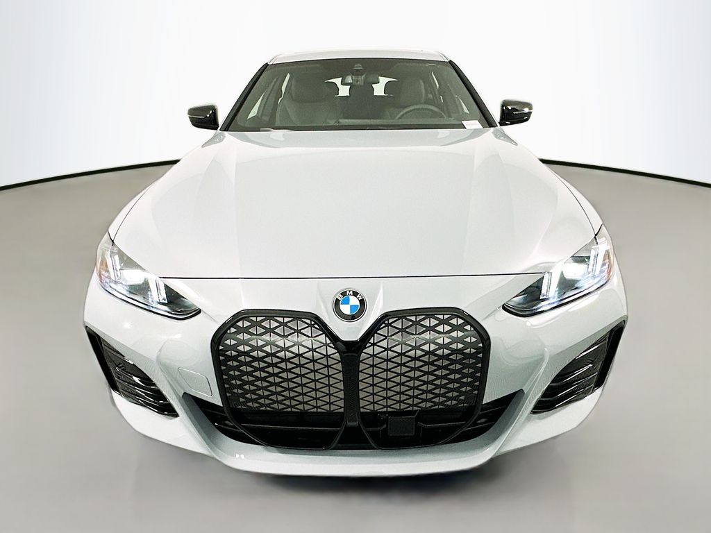Thumbnail: 2026 BMW i4 - 2