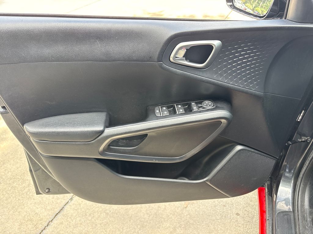 Certified Used 2021 Gray Kia GT-Line image 16