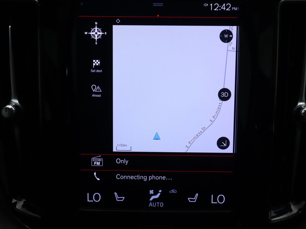 Thumbnail: 2021 Volvo XC60 - 15