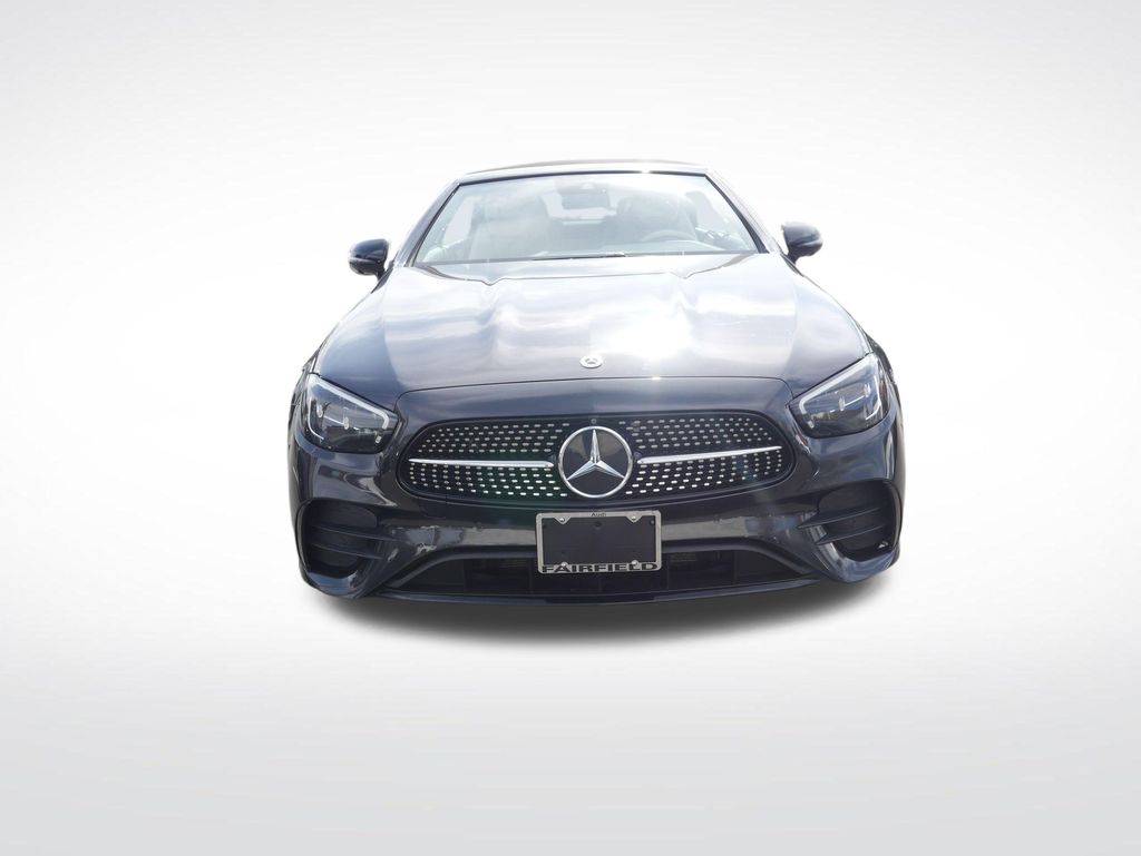 Thumbnail: 2022 Mercedes-Benz E-Class - 8