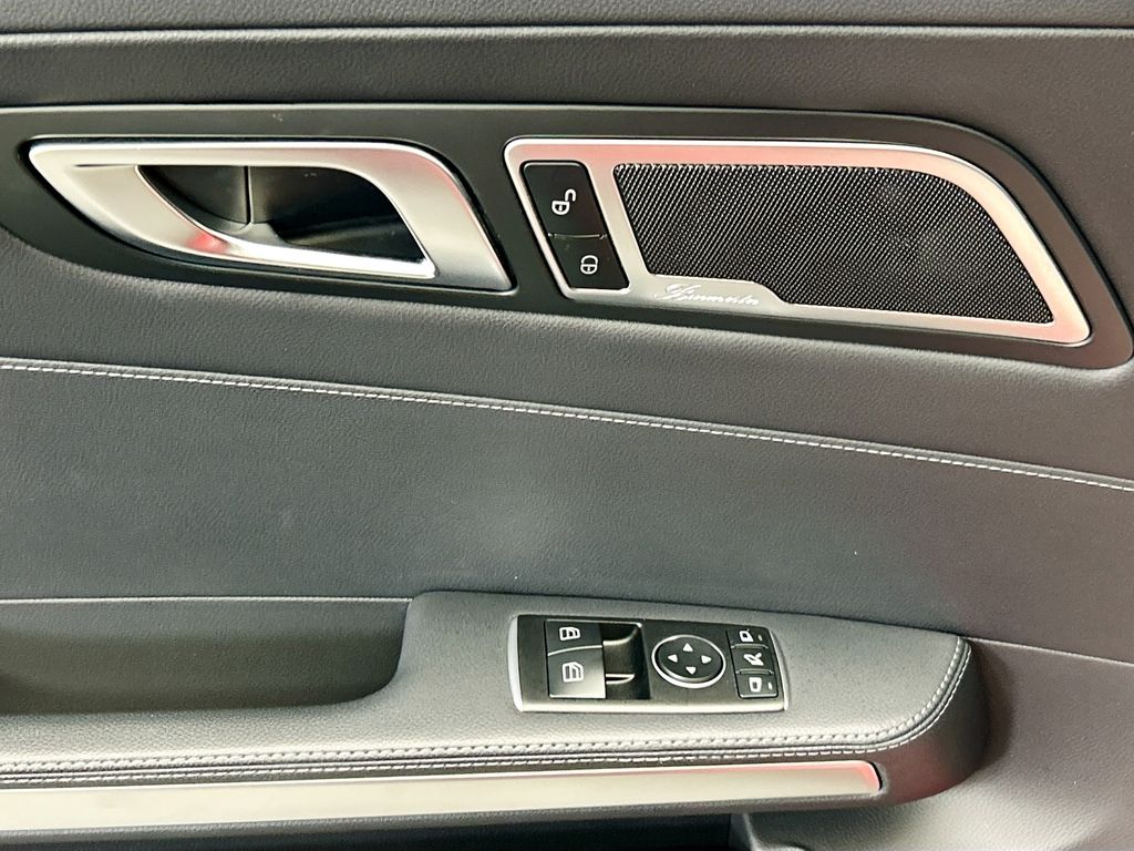 Thumbnail: 2020 Mercedes-Benz AMG GT - 20