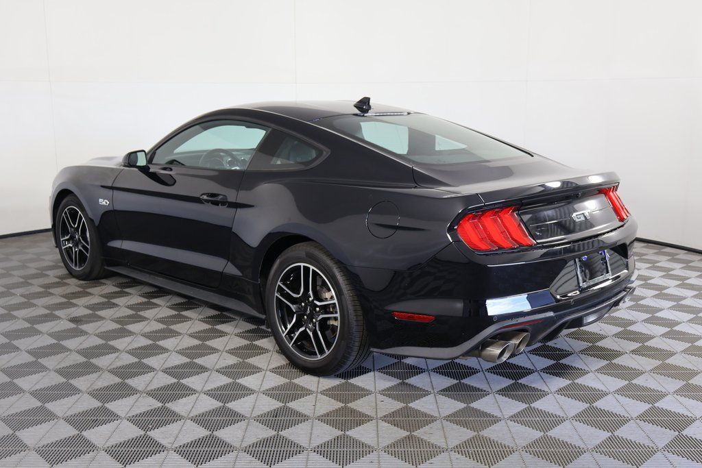 Thumbnail: 2022 Ford Mustang - 5