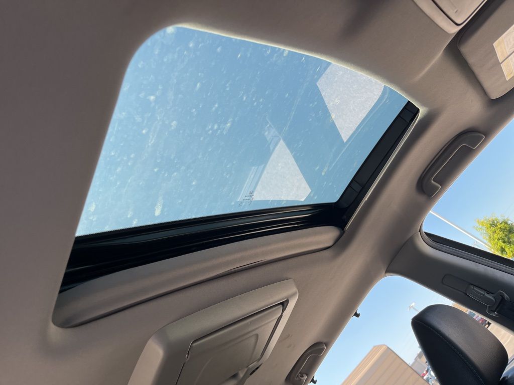 Thumbnail: 2022 Honda Pilot - 30