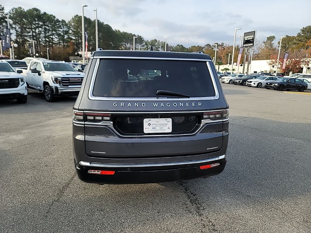 2022 Jeep Grand Wagoneer I photo 3