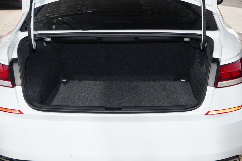 Used Car 2022 Volkswagen Passat  2.0t R-line For Sale Under $20,000 In Weatherford, Texas