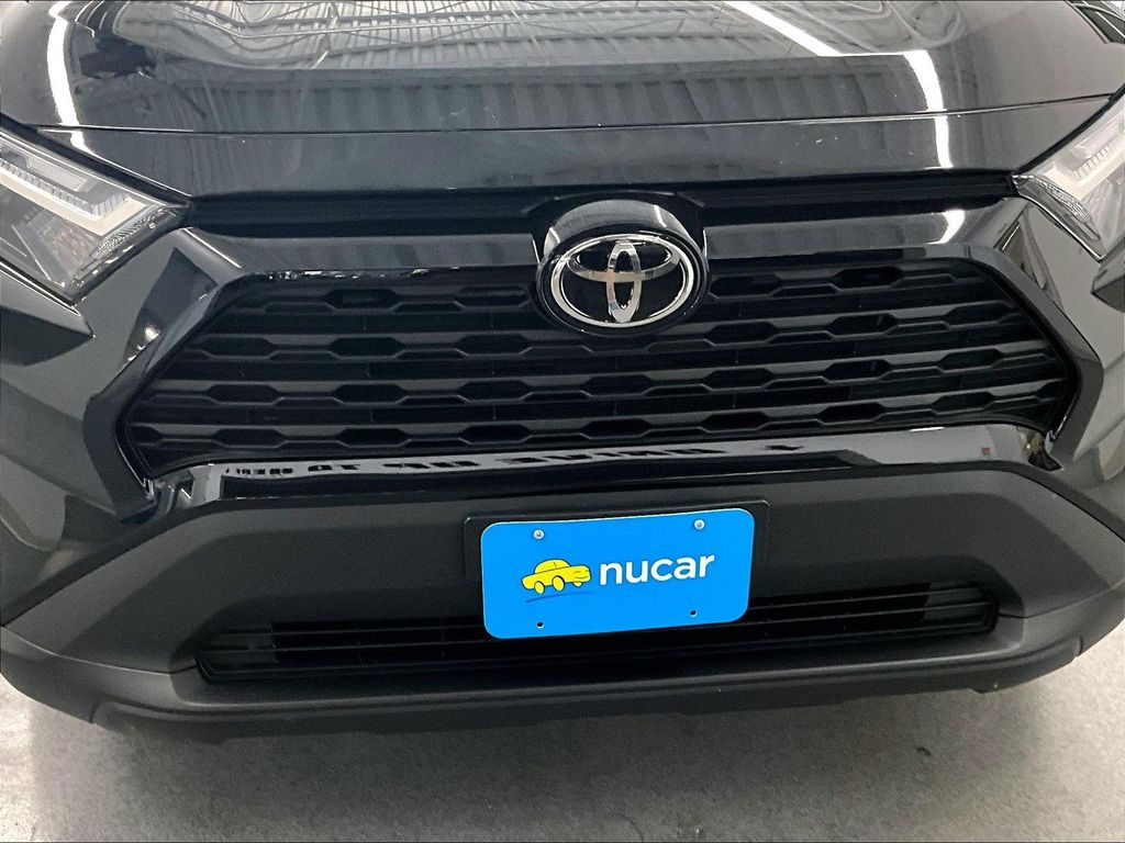 2023 Toyota RAV4 — photo 29
