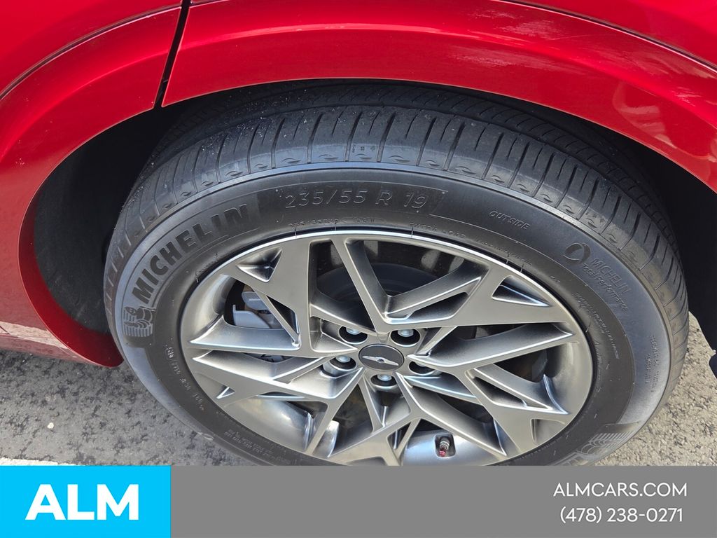 Used 2023 Red Genesis 2.5T image 17