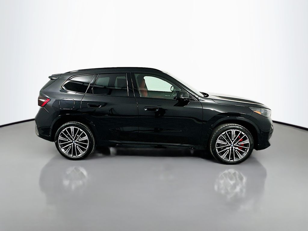 2025 BMW X1 xDrive28i 4