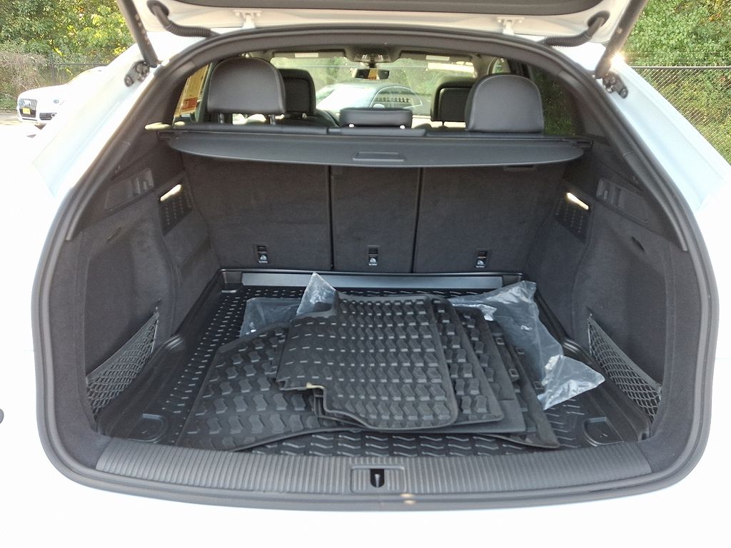 Thumbnail: 2025 Audi Q5 - 32