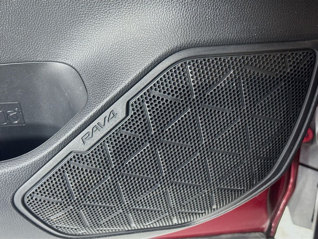 Used Car 2021 Toyota Rav4 Hybrid  Xle For Sale Under $25,000 In Austin, Texas