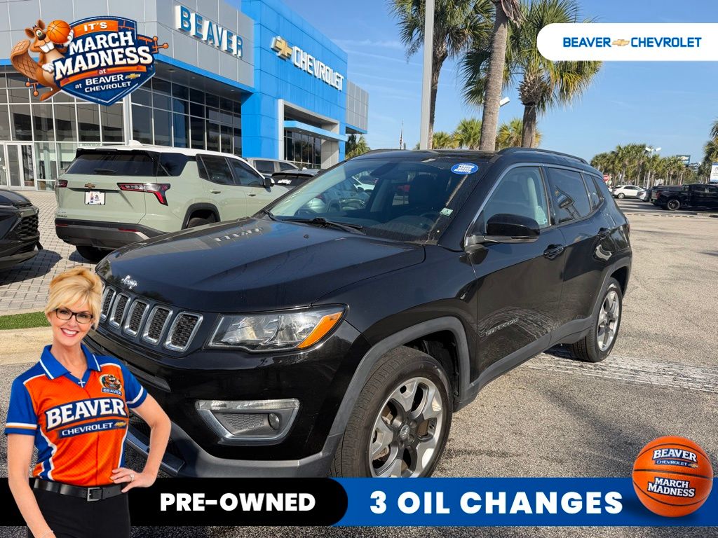 Diamond Black Crystal Pearlcoat 2019 Jeep Compass Limited 4WD SUV / Crossover Four-Wheel Drive 9-Speed Automatic