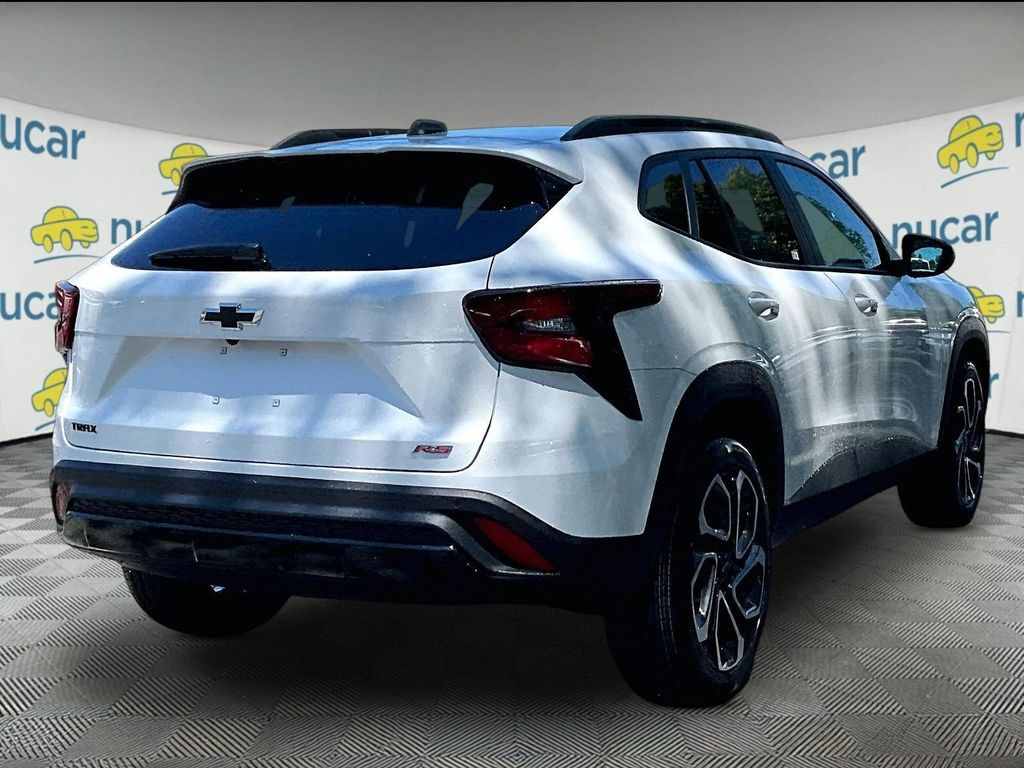 2026 Chevrolet Trax — photo 7