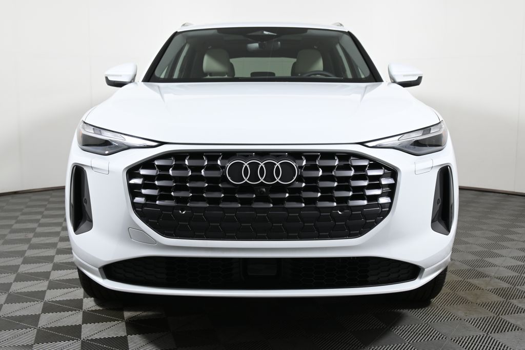 Thumbnail: 2025 Audi Q5 - 9