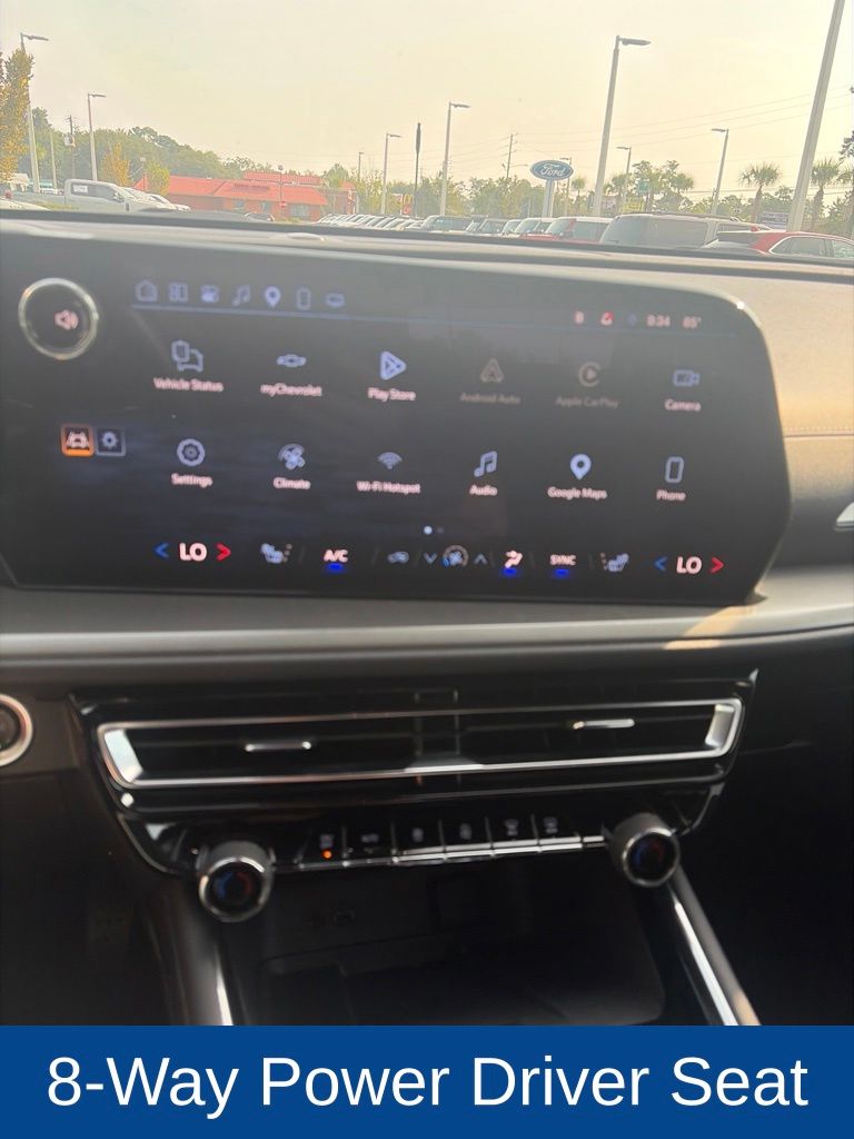 2025 Chevrolet Traverse FWD LT