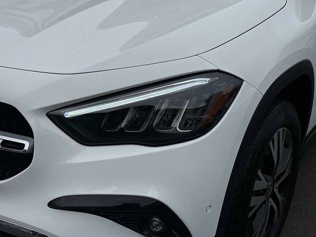 Thumbnail: 2025 Mercedes-Benz GLA - 2
