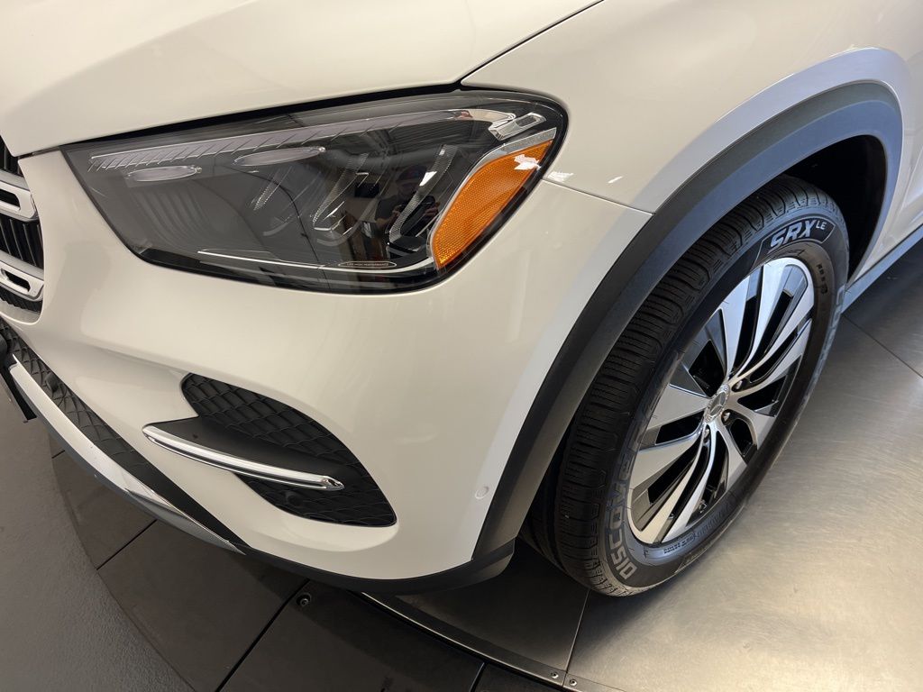 Thumbnail: 2025 Mercedes-Benz GLE - 8