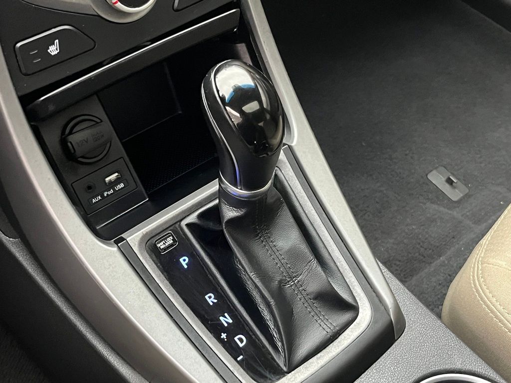 Thumbnail: 2016 Hyundai Elantra - 14
