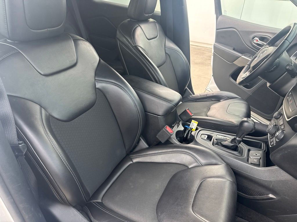 2019 Jeep Cherokee Latitude Plus FWD