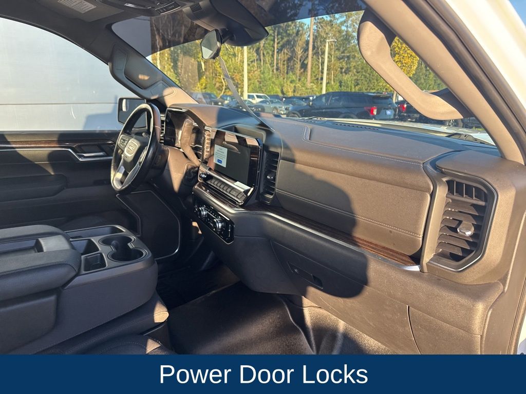 2022 GMC Sierra 1500 4WD Crew Cab Short Box SLE