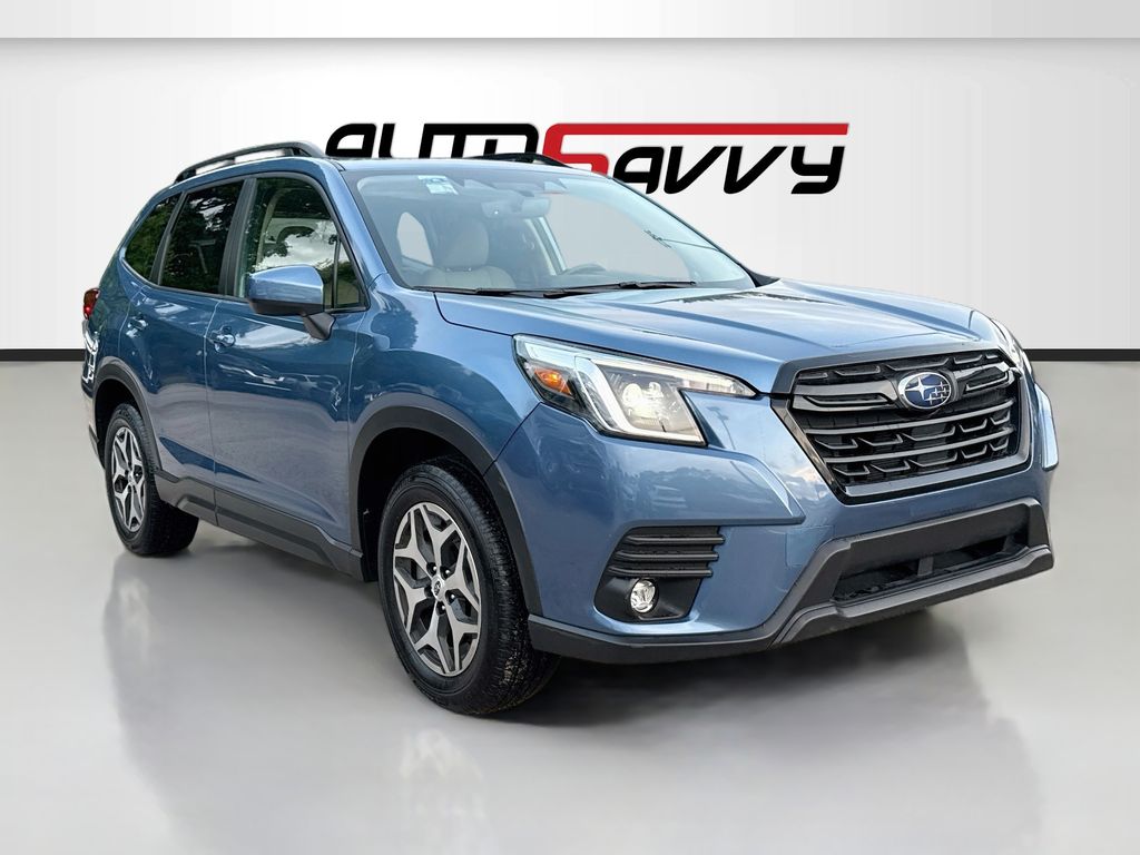 2024 Subaru Forester Premium's photo