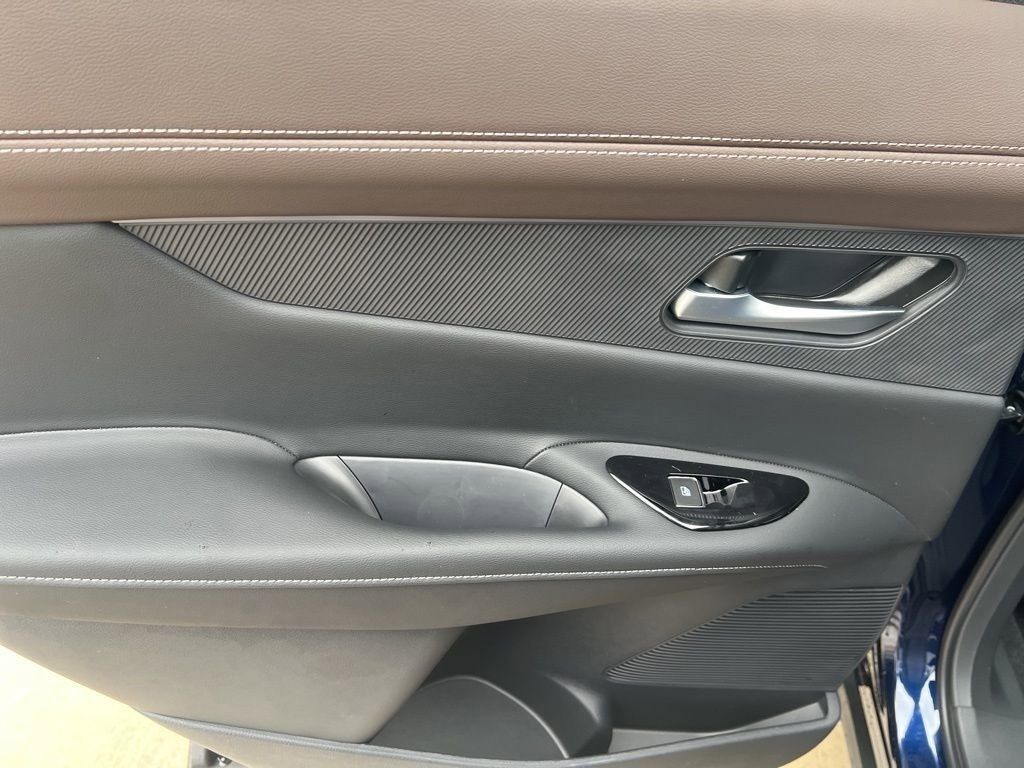 2025 Deep Ocean Blue Pearl/Super Black Nissan Murano Platinum AWD SUV