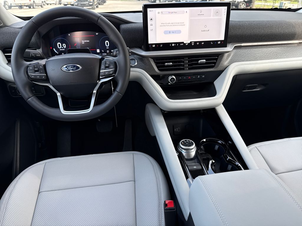 New 2026 White Ford Platinum image 5