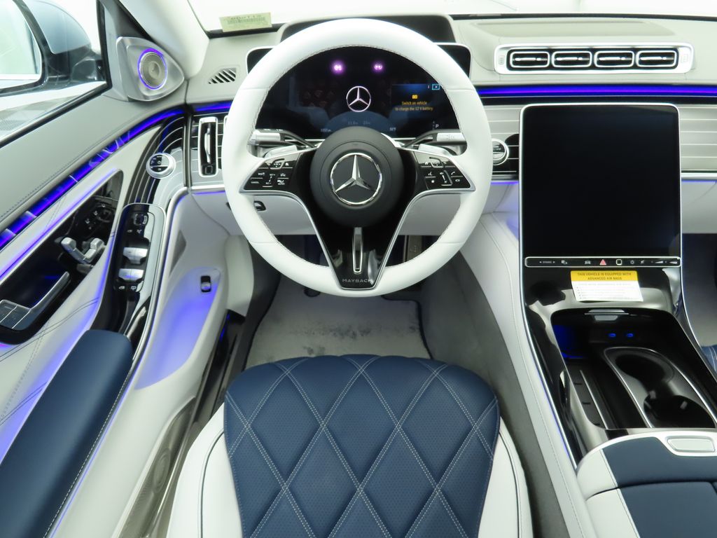 Thumbnail: 2024 Mercedes-Benz S-Class - 10