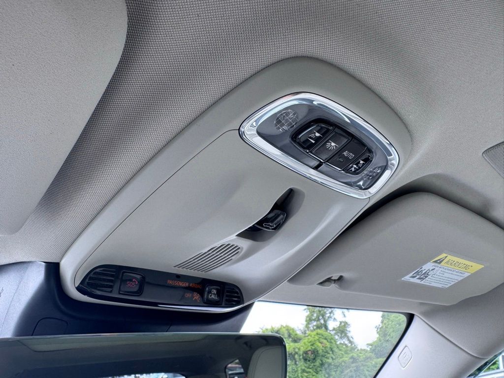 VolvoV60 Cross Country36