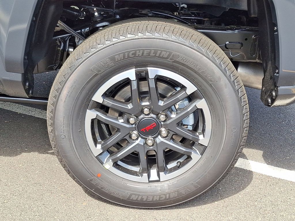 2025 Toyota Tacoma TRD Sport 5