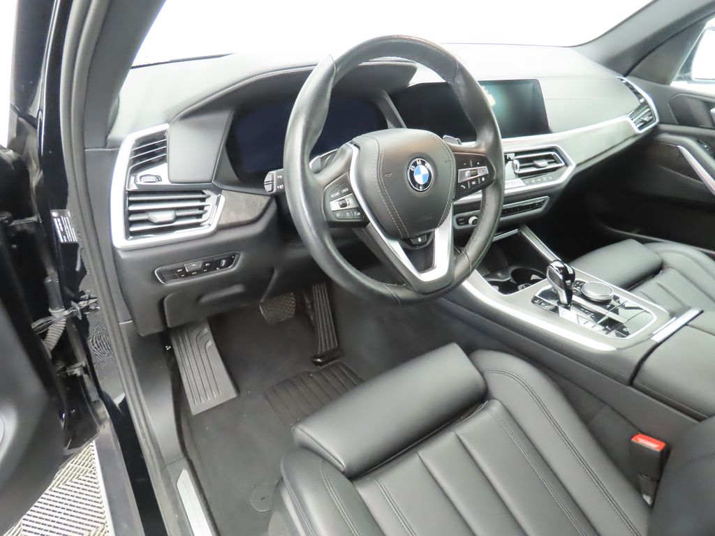 Thumbnail: 2022 BMW X5 - 9