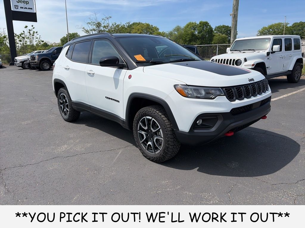 Bright White Clearcoat 2024 Jeep Compass Trailhawk 4WD SUV / Crossover Four-Wheel Drive 8-Speed Automatic