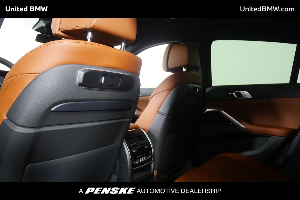Thumbnail: 2027 BMW X6 - 16